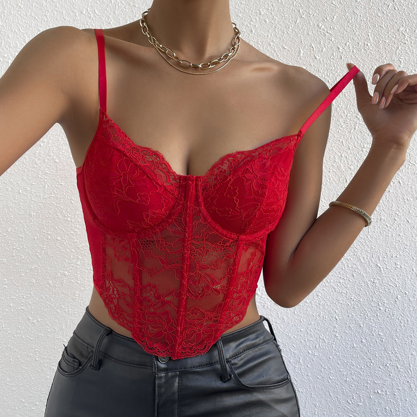 Cami Sweetheart Neck Lace Detail